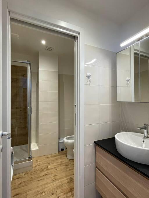 La Casa Del Mare Apartment Savona Exterior photo